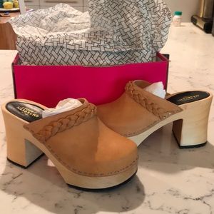 NEW IN BOX Swedish hasbeens Laila clogs